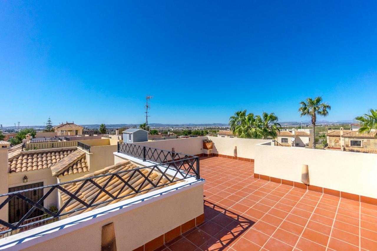 Fh Mediterraneo Torrevieja Bagian luar foto